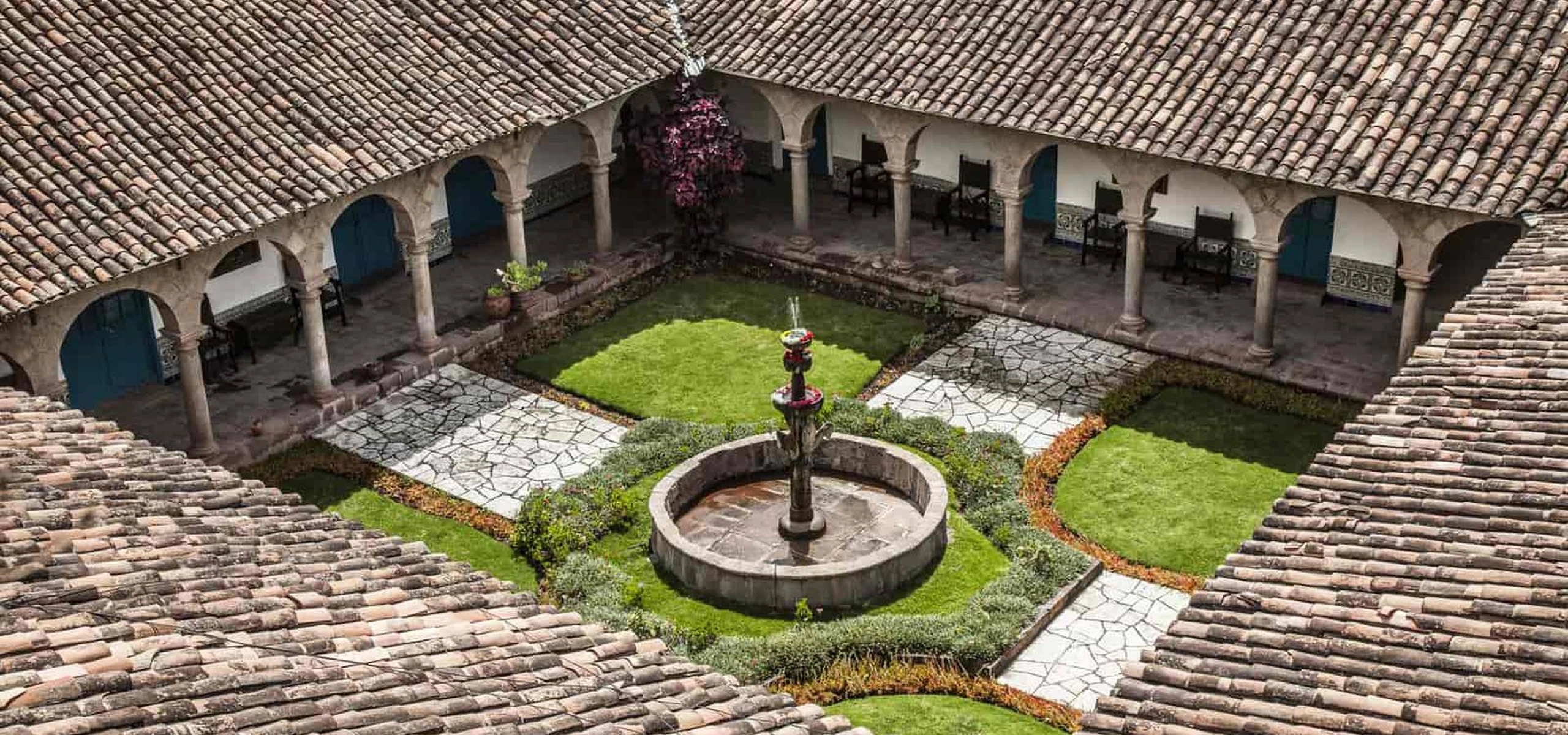Muyundi Travel 2023, tourism company in Perú. Discover the magic of Peru. Immerse yourself in the Amazon jungle, contemplate the majestic Andes and let yourself be carried away by the history of the ancient Incas. Muyundi Travel invites you to explore every corner, so that your trip is unforgettable.