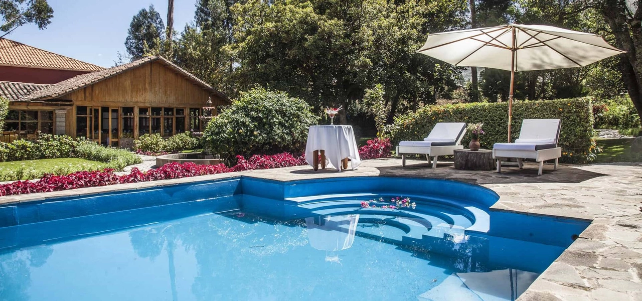 San Agustin Urubamba - Discover all the exclusivity of staying in a unique place, the San Agustín Urubamba & Spa hotel. This hotel is located in an old orange farm, in the middle of the Sacred Valley of the Incas. It is a boutique hotel that enjoys a relaxed atmosphere, with a beautiful garden with lush trees, an outdoor pool and an exclusive spa. The best place to enjoy a family, couple or groups and discover some of the best kept secrets in the Sacred Valley.