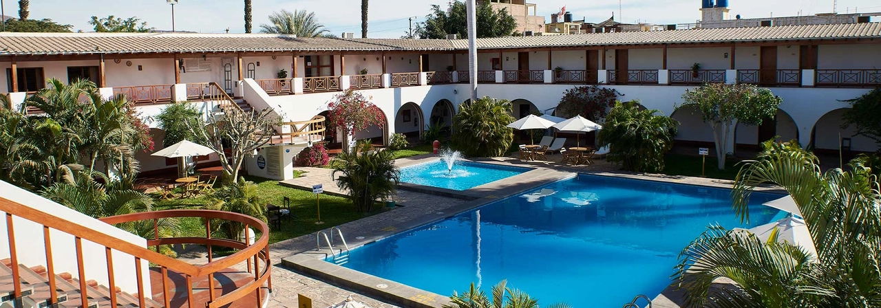 DM Nasca Hotel - The hotel is considered a historical place in the region, because it was home to the German archaeologist Maria Reiche while studying the Nasca lines. So it is possible to take a tour of his room, where he lived for twenty -five years.