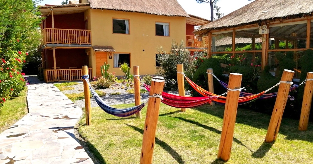 Killa Wasi Lodge - Cozy hotel located in the beautiful Valle del Colca in the charming town of Yanque, a strategic place to visit the Colca Canyon and participate in ecotourism and adventure activities.