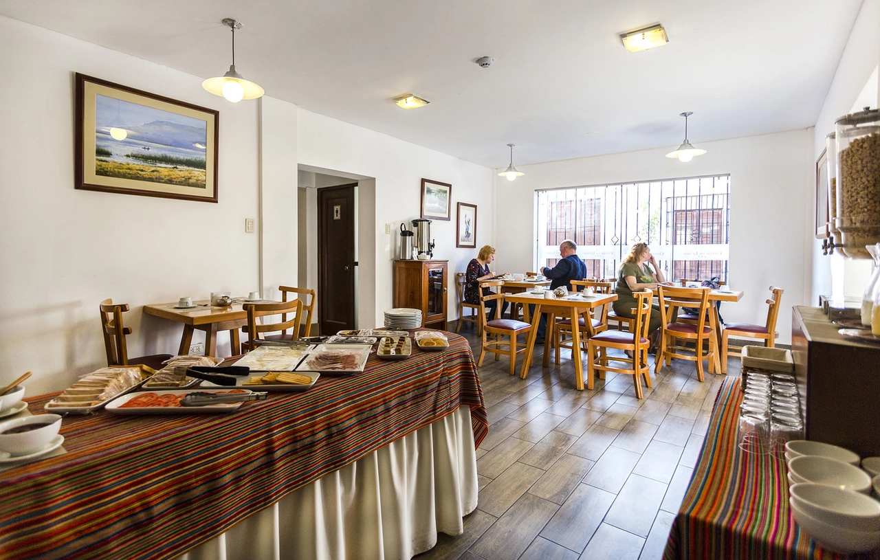 Count of Lemos - We are excellently located, in the historic city area, 2 blocks from the Plaza de Armas, one block from the Santa Catalina convent and in front of the Moral House