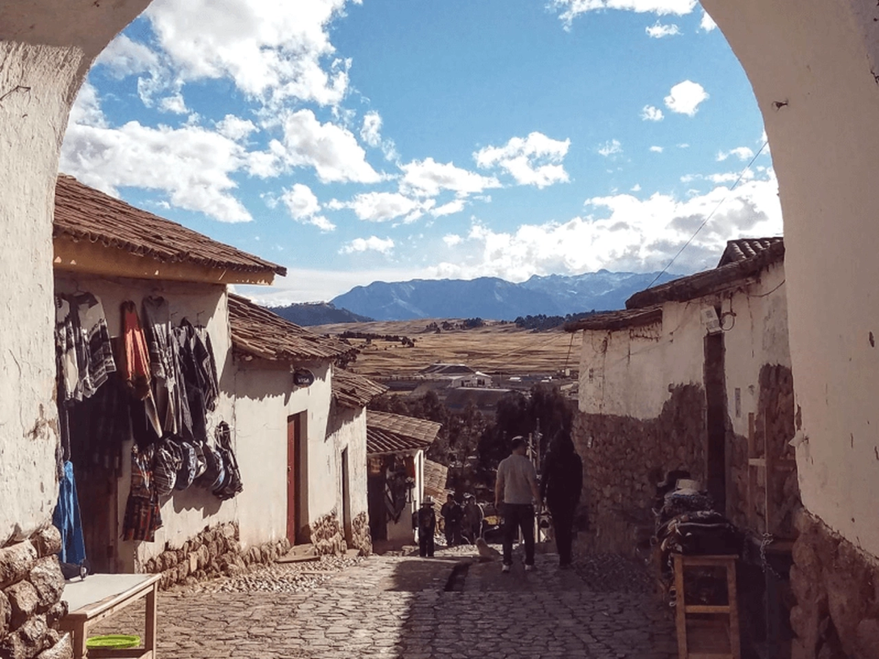 Lizzy Wasi Urubamba - With a view to Chicón Nevado and a few minutes from Urubamba Square, Lizzy Wasi has everything you need for your trip to the Sacred Valley, either to enjoy as a family, as a couple, or with friends.