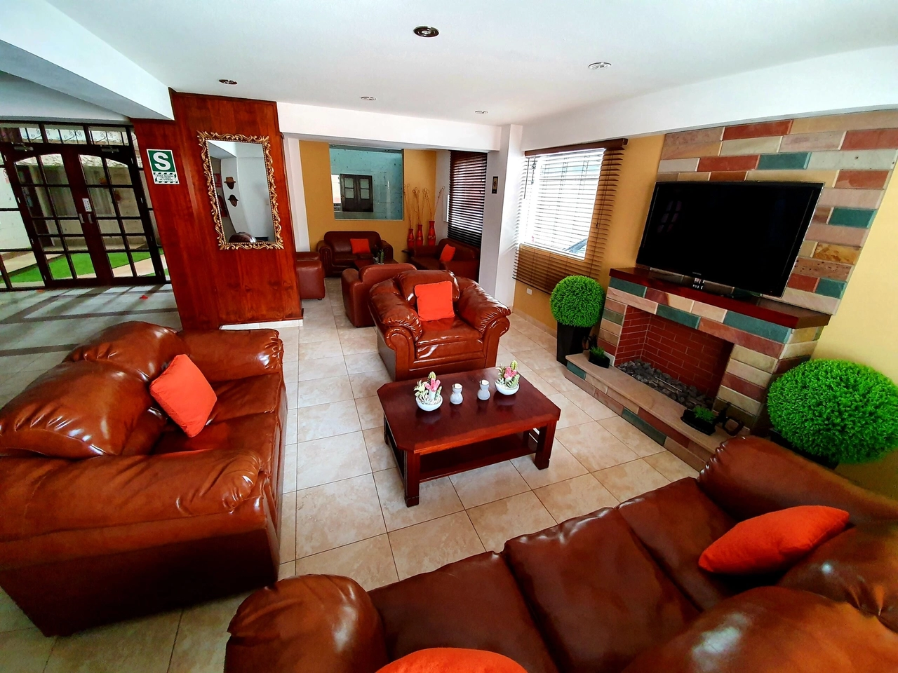 Vita Hotels Colca is located one block from the Plaza de Armas de Chivay, near the main restaurants and tourist attractions of the town. We have 40 rooms and many years of experience which allows us to provide our passengers with a quality service.