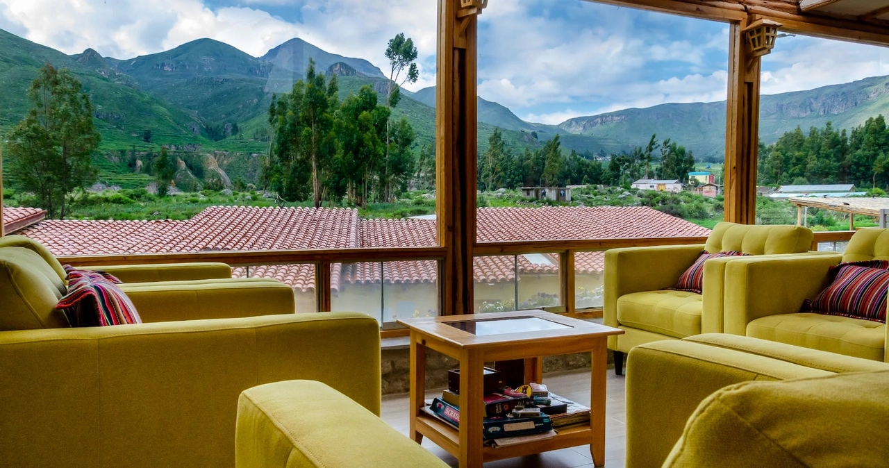 Killa Wasi Lodge - Cozy hotel located in the beautiful Valle del Colca in the charming town of Yanque, a strategic place to visit the Colca Canyon and participate in ecotourism and adventure activities.